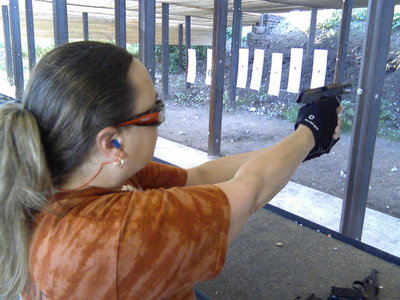 me n my makarov 6.6.2010.jpg